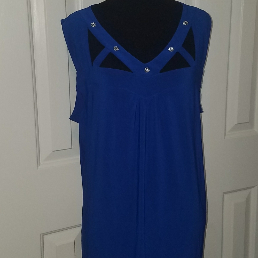 Sleeveless Blouse